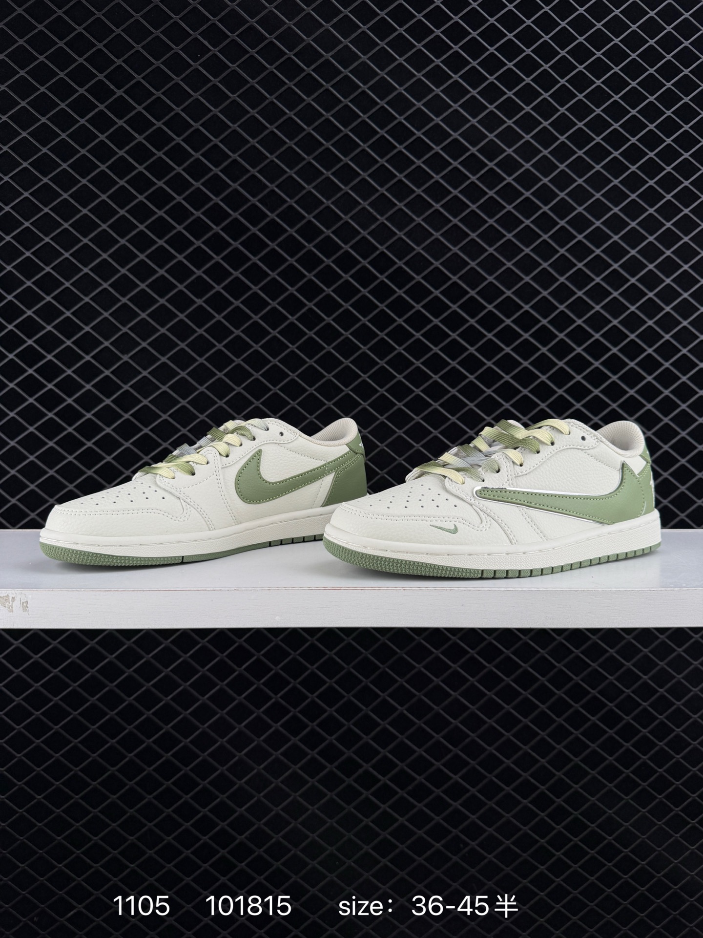 Travis Scott x Air Jordan 1 ” Reverse Mocha “